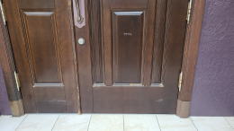 木製玄関ドア塗装例444-03 東京都町田市