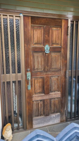 木製玄関ドア塗装例 藤沢市458-01
