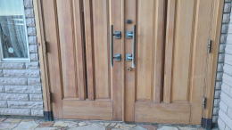 玄関ドア塗装例 小田原市464-04